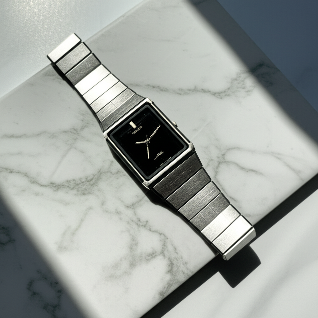 Orologio stile minimalista